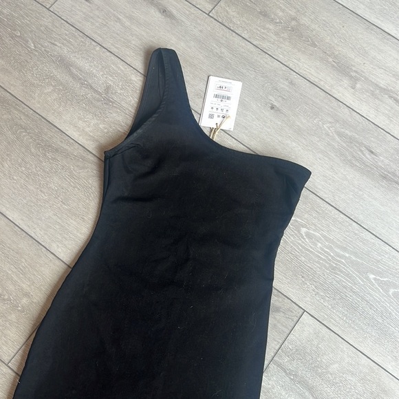 Pull and bear black one shoulder stretch denim casual dress nwt medium - Picture 3 of 6